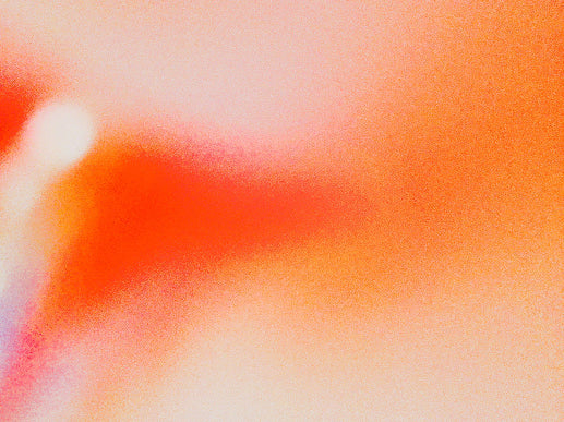 Light gradient of dark oranges, light oranges and pink 